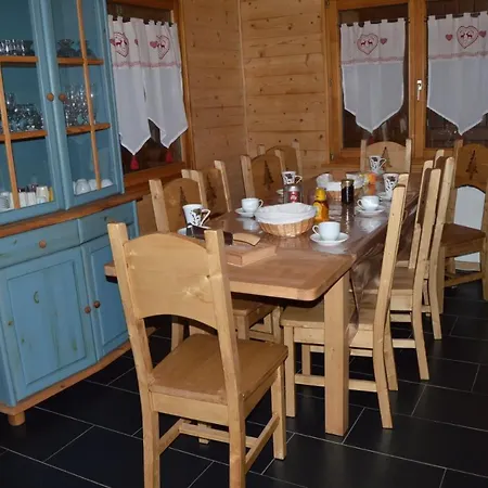 Chalet La Cache Des Relles *